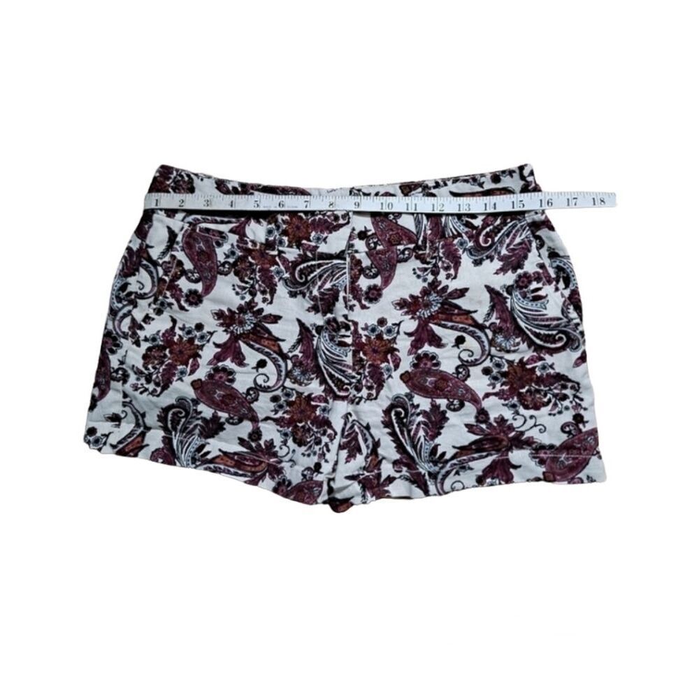 LOFT Paisley Low Rise Shorts - Picture 4 of 7